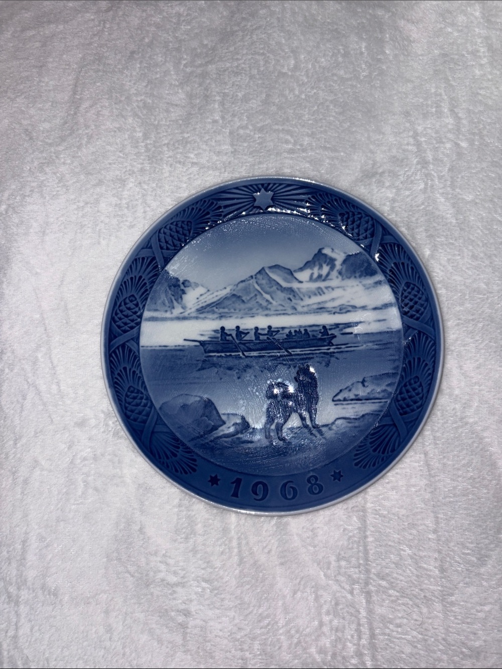 Kaiser The Last Viking 1968 Blue & White Decorative Plate